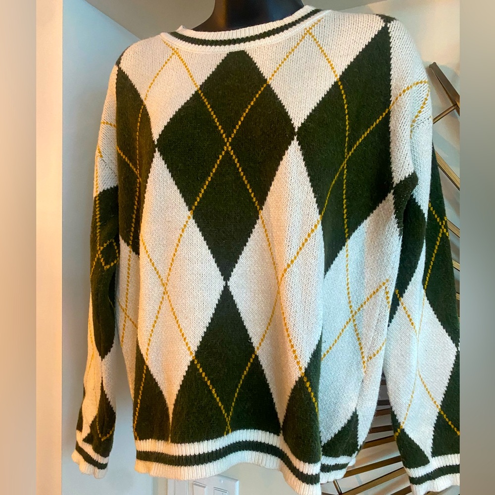 Green and White Crew Neck Argyle Sweater